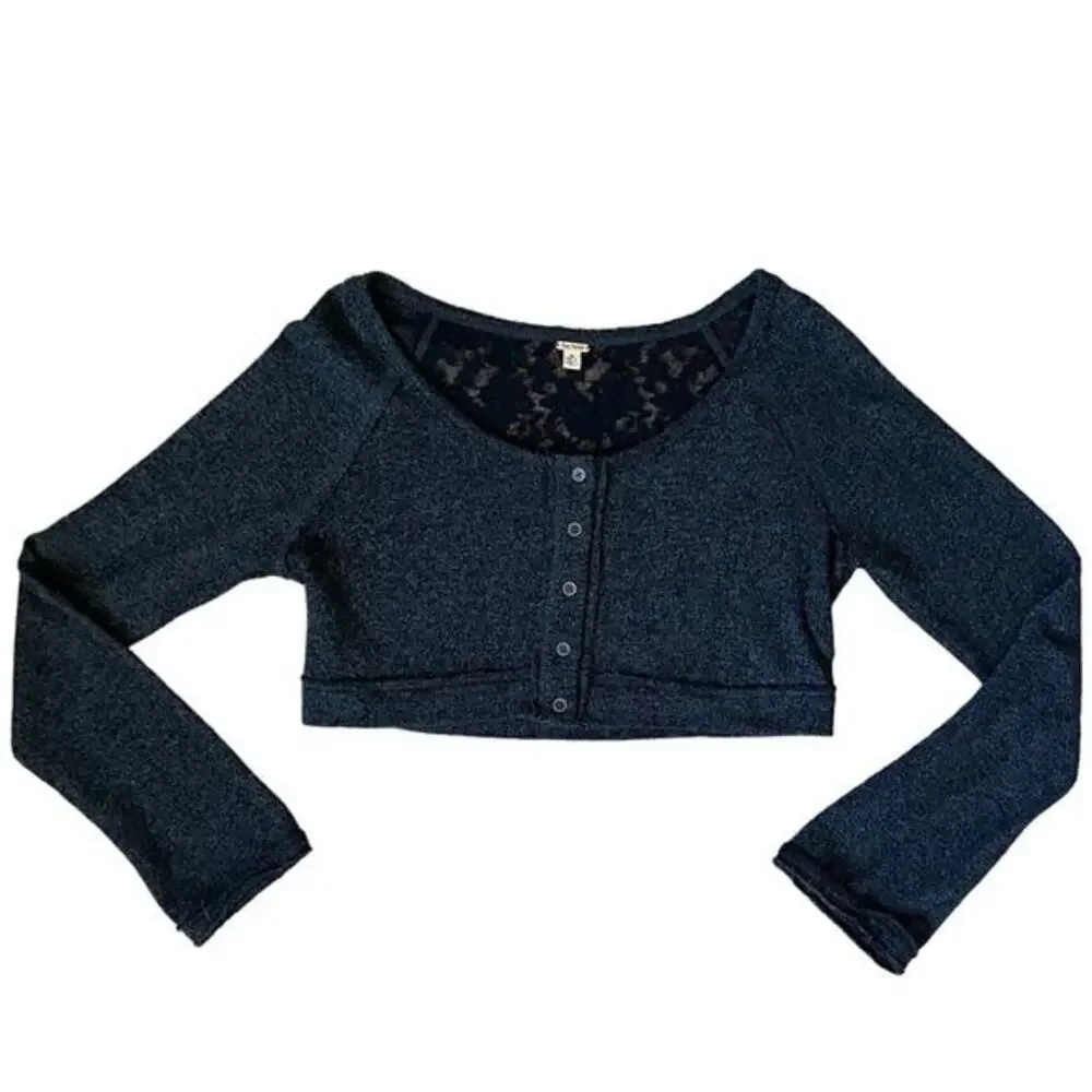 Free People Dark Heathered Gray Crop Long Sleeve Lace Snap Front Top - Small